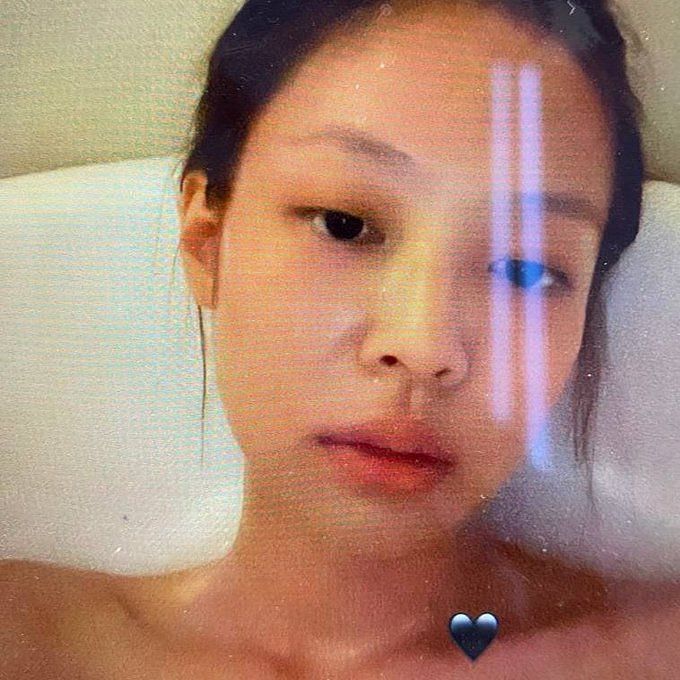 BLACKPINK Jennie Bathtub Picture Controversy K Pop Star Blocks