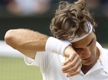 Roger Federer survives scare, lives to see another round