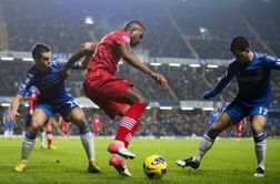 Chelsea suffer title blow as Saints rally