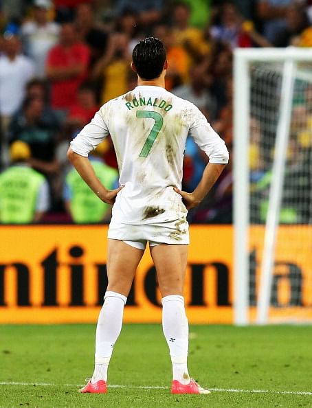 2014 World Cup qualifiers: Portugal self-destruct to head towards play-offs
