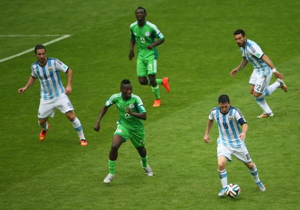 Argentina defeat Nigeria 3-2 on the back of a great performance from Lionel Messi; both Argentina and Nigeria qualify for the round of 16