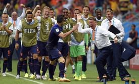 FIFA World Cup 2014: Netherlands butcher Spain 5-1 to cause a mighty upset