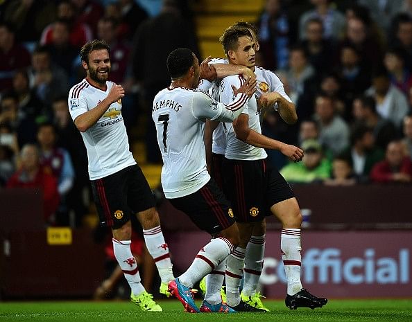 Adnan Januzaj's goal helps Manchester United defeat Aston Villa 1-0