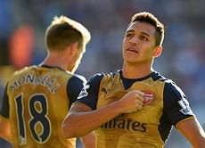 EPL Saturday round up: Arsenal and Liverpool win as Manchester United go top