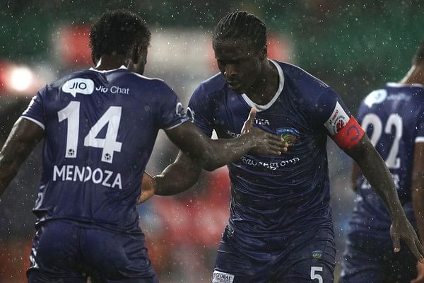 ISL 2015: Chennaiyin FC keep semi-final hopes alive with 3-0 win over Mumbai City