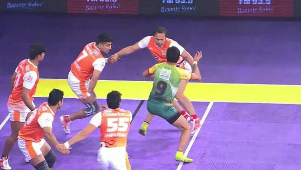 Patna Pirates 28-28 Puneri Paltan: Another entertaining draw between two heavyweights