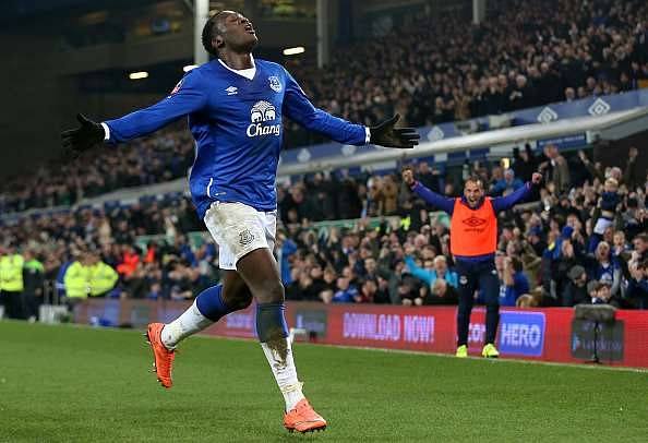 Lukaku scores wondergoal as his brace dumps Chelsea out of FA Cup, biting Diego Costa sent off