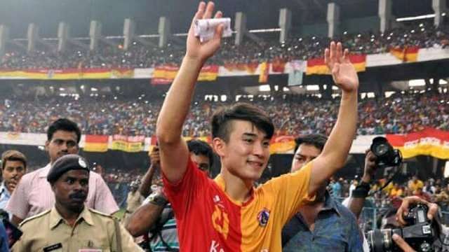 East Bengal hold on to defeat Mohun Bagan 2-1 in thrilling Kolkata derby
