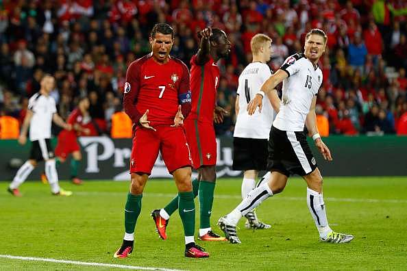 Euro 2016: Portugal held to 0-0 draw by Austria as Cristiano Ronaldo misses a penalty