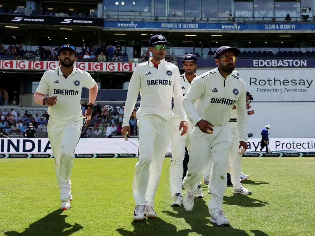 IND vs ENG 2nd Test Day 3 Live Updates: भारतीय गेंदबाज विकेट लेने में नाकाम, इंग्लैंड का स्कोर 300 के पार; ब्रूक-स्मिथ की जोड़ी का कमाल जारी
