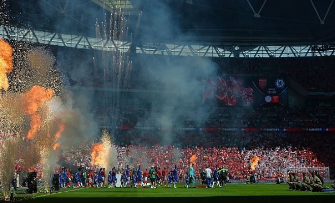 Brilliant atmosphere as the teams walk out.