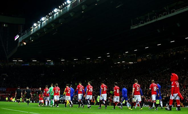Manchester United host Chelsea at Old Trafford just two days after Boxing Day, when both sides dropped points against Stoke City and Watford respectively. The Red Devils haven’t won in 7 matches and are now nine points behind Leicester City. Chelsea are 15th in the Premier League standings, but interim boss Guss Hiddink still believes his team can finish in the top 4.