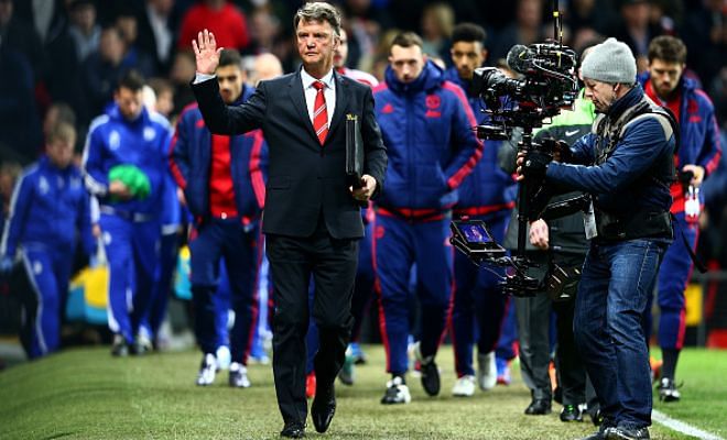 Manchester United boss Louis Van Gaal is under a lot of pressure to get a result against Chelsea, otherwise his days at Old Trafford seem to be numbered. They have lost four games in a row for the first time since 1961. For Chelsea, it might be a great chance to get back on the right track if they want to make any sort of challenge for a top 4 finish.