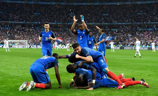 Euro 2016 Final: Portugal vs France - Live