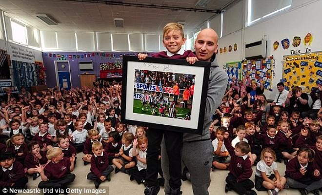 JONJO SHELVEY VISITS THE SCHOOL OF THE BOY HE CELEBRATED 4-3 WIN WITHJoshua, the boy who Shelvey celebrated with, said: 