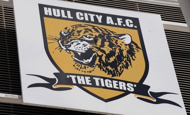 Forget buying players, we're buying a club! Investors from China and Hong Kong, including members of Dai family, table formal offer to buy Hull City - but other parties remain interested according to Hull Daily Mail. 