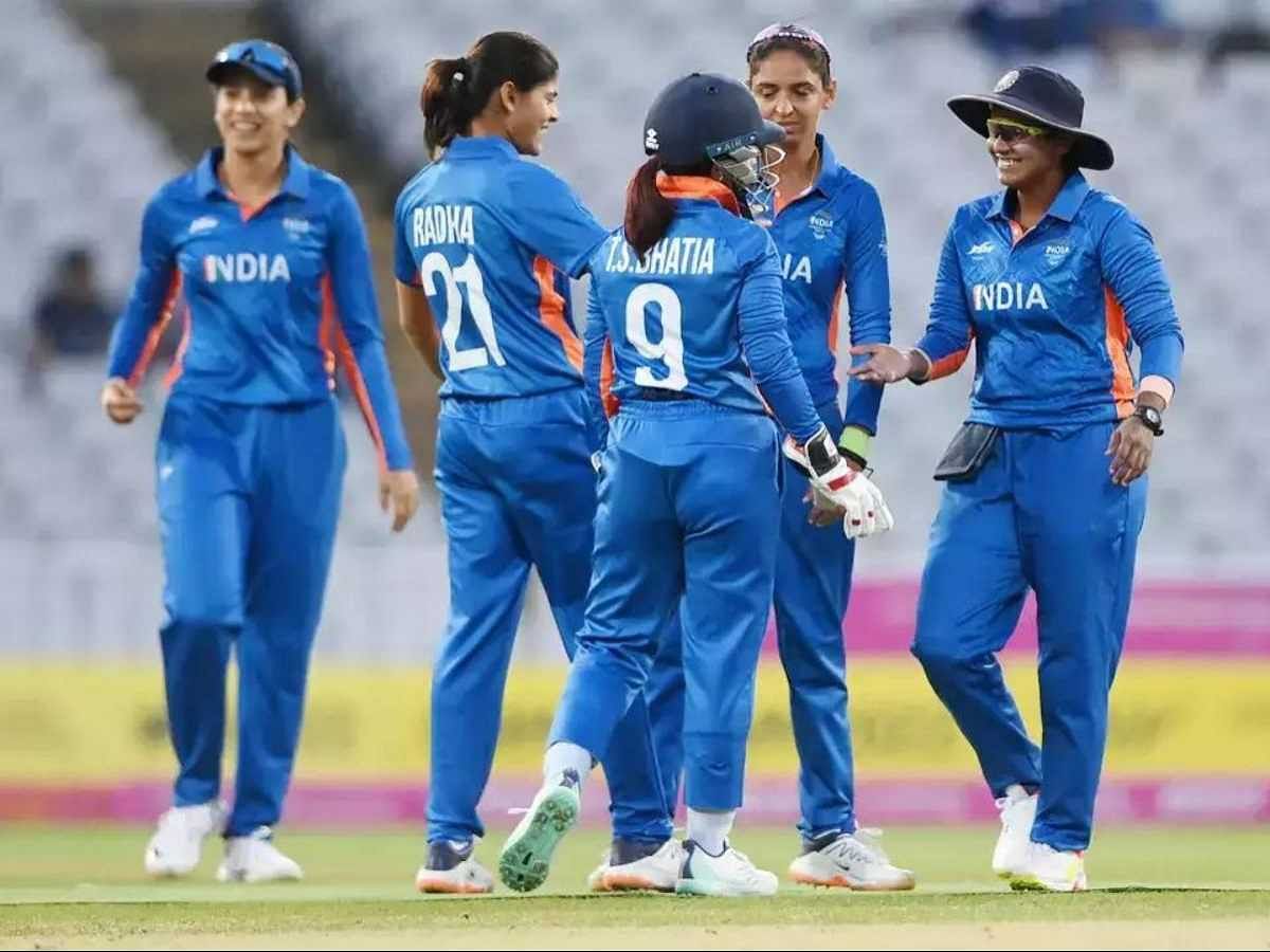 ind womens live score