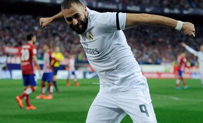 3' GOOOOAL! Karim Benzema scores the opening goal of the match as he slots the ball into the net following a pin-point cross from Pepe. This is Benzema's 7th goal of the league.