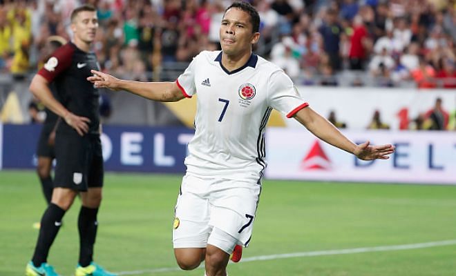 West Ham are reportedly negotiating with AC Milan over the transfer of Colombian striker Carlos Bacca.The Guardian say the Hammers’ previous offer was rebuffed but they have not given up hope of landing the former Sevilla forward.Bacca, 29, is believed to be desperate to play European football next season, which Milan cannot offer him.