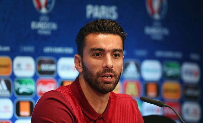 RUI TO TOFFEES!?Rui Patricio reportedly wants to move to the Premier League this summer and Everton are said to be interested in signing him!Ronald Koeman is looking to sign a goalkeeper this transfer window, will Rui Patricio be the answer?