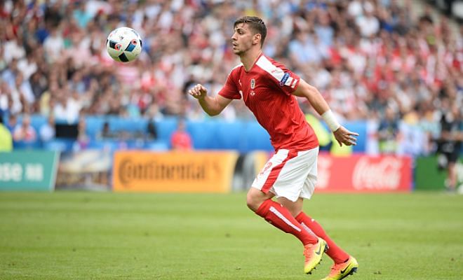 Leicester City looking to sign Austrian defender!The foxes are still in the market and according to the Sunday People they are in the hunt for Dynamo Kiev defender Aleksandar Dragovic after they missed out on signing Burnley's centre-back Michael Keane