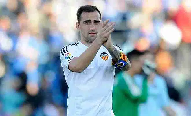 BARCA WANT ALCACER OR NO ONEBarcelona will give up on their search of a new striker if they fail to sign Paco Alacer from Valencia, according to Sport. Barcelona boss Luis Enrique has been desperately seeking a new forward to serve as back-up to the MSN trio since the beginning of the transfer window and Alcacer is their only target.