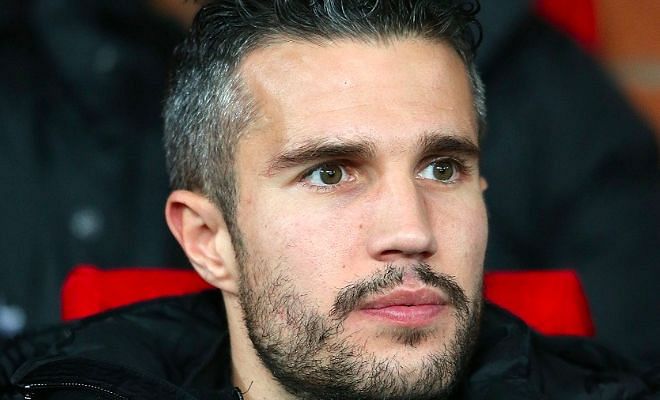 Former Arsenal and Manchester United striker Robin van Persie has offered himself to La Liga giants Barcelona, according to Sport. He would cost the Catalans a measly €10m and could prove to be a bargain given he still can offer a threat in front of goal. 