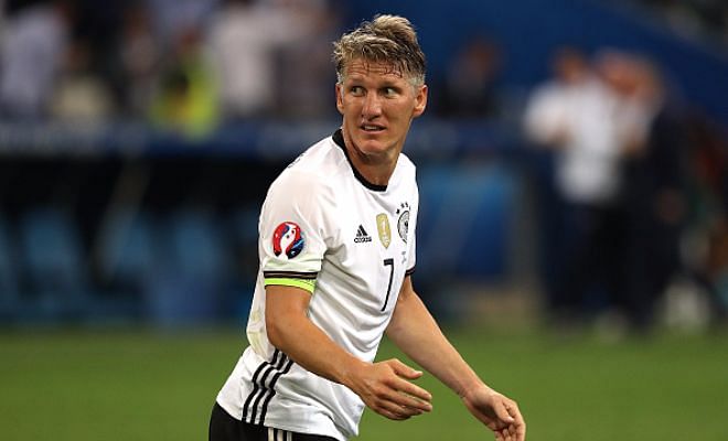Schweini to play in Turkey?Manchester United star Bastian Schweinsteiger is not a wanted man by Jose Mourinho, and according to latest reports, he might be on his way to Besiktas!
