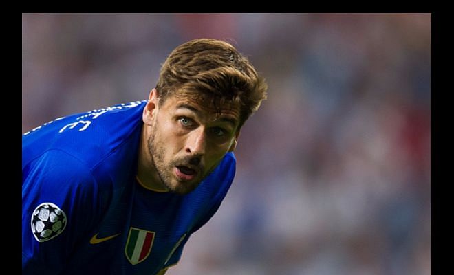 Fernando Llorente to Swansea seems to be imminent. Great transfer for both parties. Llorente has the physical attributes to thrive in England.