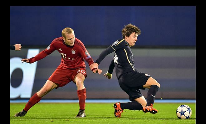 Tottenham and Everton target Ante Coric, big clubs could be involved.According to Sky Sources, the 19-year-old Croatian playmaker has got the attention from the Premier League clubs and Dinamo Zagreb have been subject to enquiry.Rumour has it that Manchester City are also tracking this move, with Zagreb willing to listen to offers.