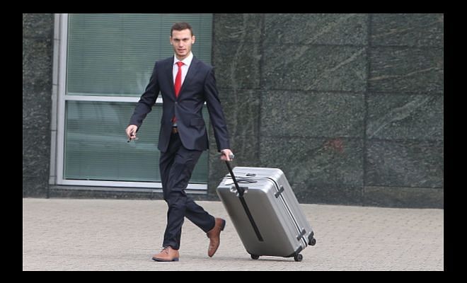 In the first year of marriage, a man speaks and wife listens. Thereafter...Ask Thomas Vermaelen, he'll tell you!The 30-year-old could be back to the Premier League with Liverpool having contacted his wife, who is English, and the club is believed to have kept aside a kitty of £12m for the former Arsenal defender.Besides, the Belgian defender has been out of favor at Barcelona and is struggling to replace Gerard Pique and Javier Macherano.