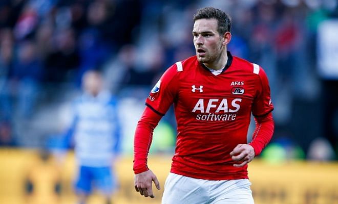 Tottenham Hotspur not giving up on Vincent Janssen, make third attempt to sign him!Spurs were on the verge of signing AZ Alkmaar forward, but the deal worth £17m has not been made official yet. In pursuit of pulling the right strings, Mauricio Pochettino has had his latest bid of €14m (£10.7m) rejected.The Dutch club is reported to be adamant about their asking price which hovers around €20m.