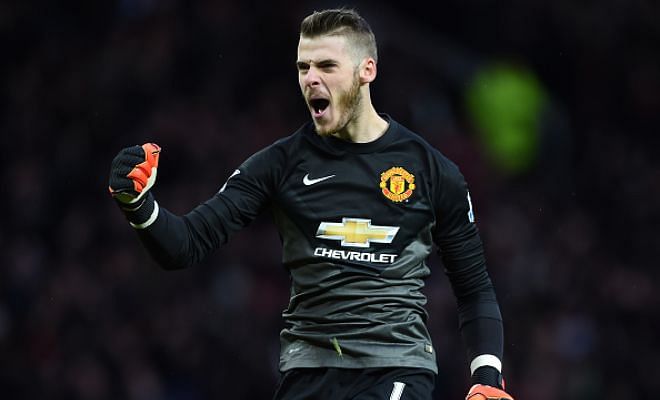 Manchester United have lowered their demand for David De Gea and will settle for £25million. (Mirror)