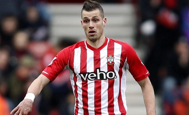 Arsenal are no longer interested in Southampton's Morgan Schneiderlin. [Daily Mail]