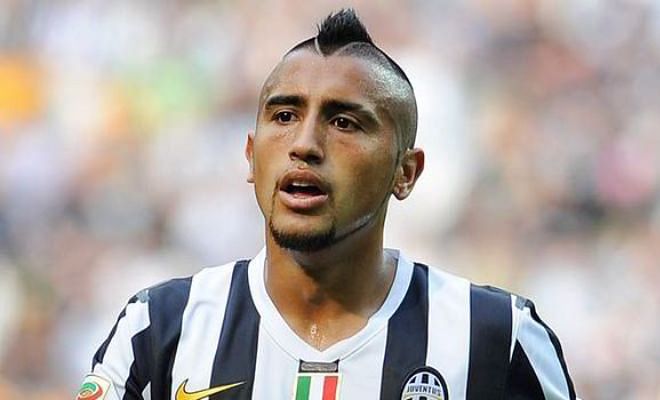 Arturo Vidal insists that he wishes to stay at Juventus. [Daily Star]