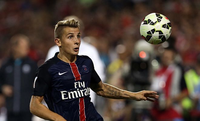 Lucas Digne, who is on Liverpool's radar, is likely to join Italian club AS Roma instead. [ESPN]