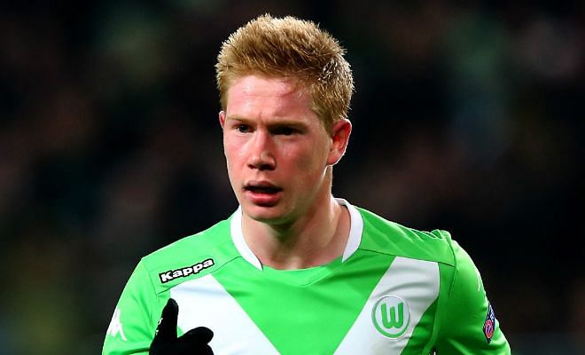Belgian midfielder Kevin De Bruyne has made up his mind to join Manchester City after a fresh bid of £47m from them. [Manchester Evening News]