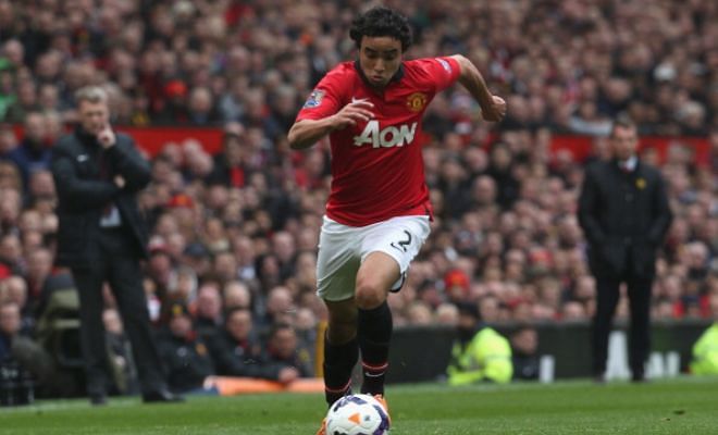 French club Lyon are close to signing Manchester United full-back Rafael Da Silva. The fee reported is £2.1m. [Times]