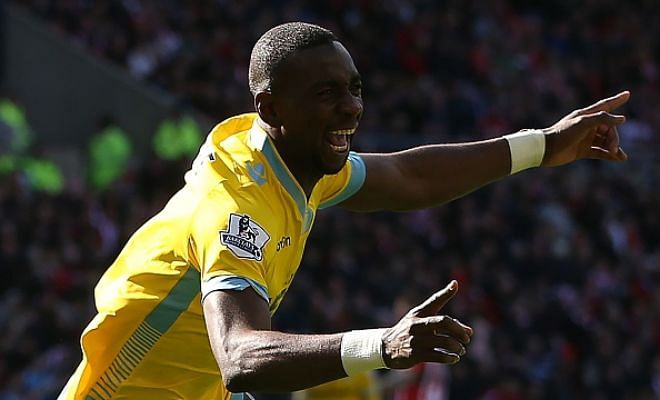 Crystal Palace are holding out for £25m for Yannick Bolasie and manager Alan Pardew says they have received no offers so far. [Evening Standard]