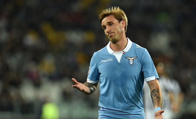 Argentine midfielder Lucas Biglia has been offered a new contract and the captain's armband if he wants to stay at Lazio. [Bernabeu Digital]