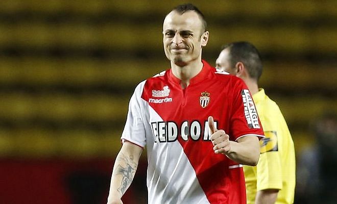 Dimitar Berbatov has been offered to three Premier League clubs - West Ham, Leicester and Aston Villa. [Mirror]