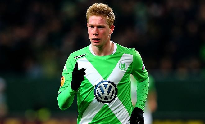Manchester City have upped the ante and are willing to pay a hefty sum to land Wolfsburg midfielder Kevin De Bruyne. [Daily Mirror]