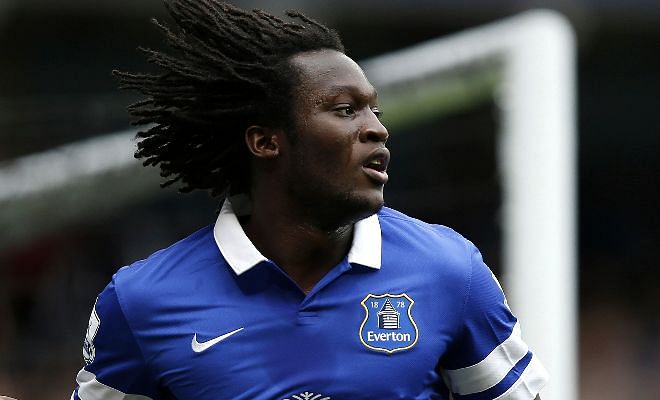 AS Roma are interested in Everton forward Romelu Lukaku. [Daily Mail]