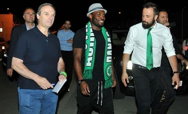DONE DEAL! Ghana midfielder Michael Essien has finalized his move to Greek side Panathinaikos FC by signing a two-year deal.
