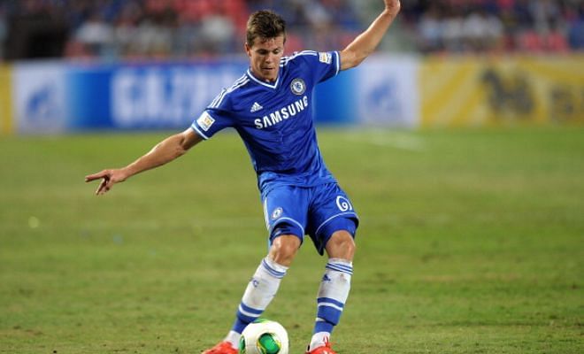 Newcastle United are interested in signing Chelsea midfielder Marco van Ginkel. (Daily Mail)