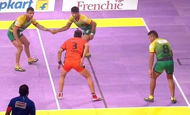 Anup Kumar's raid is empty as Patna Pirates' 3 defenders hold off the Indian international