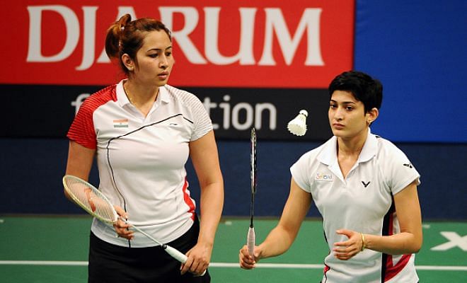 India’s Jwala Gutta and Ashwini Ponnappa progressed through to the semifinals of the US Open Grand Prix Gold with a 21-17 21-14 quarterfinal win over the German pair of Johanna Goliszweski and Carla Nelte in 32 minutes.