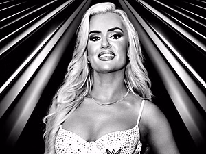 WWE NXT Live Results: Who will advance to face Jacy Jayne at Evoultion? Blake Monroe signs her NXT contract! What's next for Oba Femi?