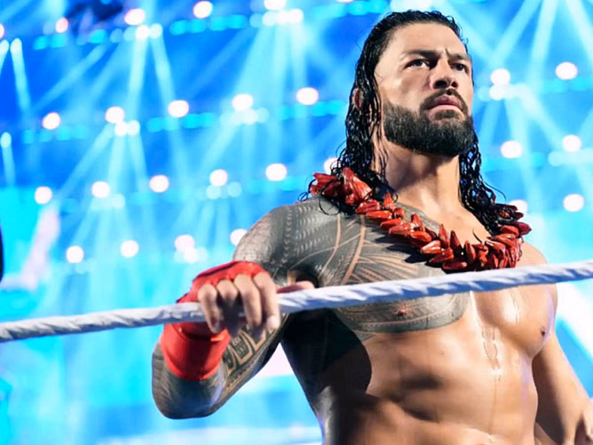 WWE RAW Live Results: Roman Reigns is back, Huge title match