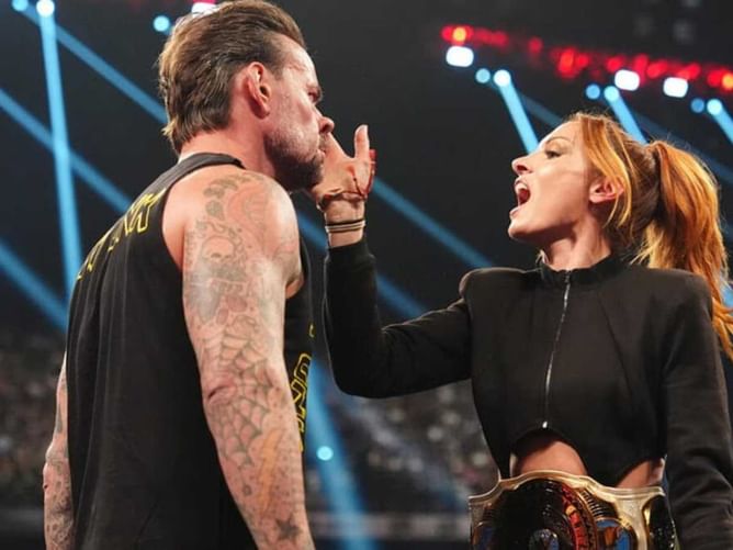 WWE SmackDown Live Results: CM PUNK RETURNS TO CHICAGO